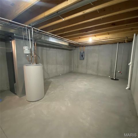 164 Hartford Court, Fenton, MO 63026