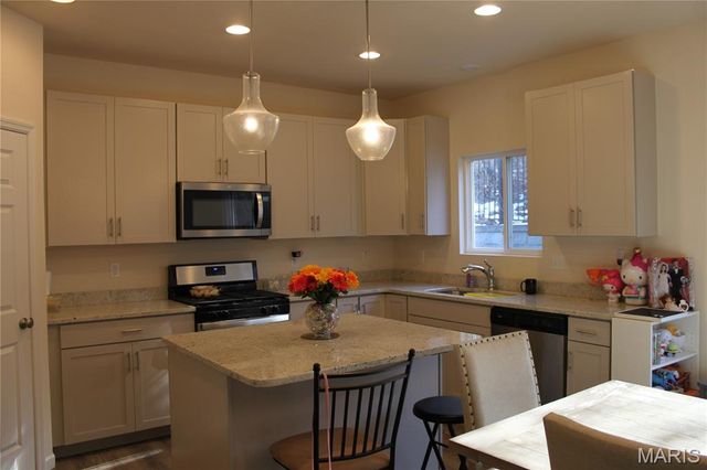 164 Hartford Court, Fenton, MO 63026