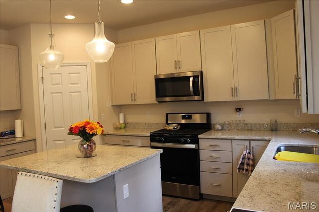 164 Hartford Court, Fenton, MO 63026