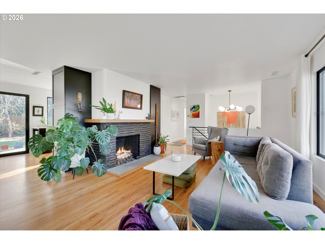 2400 Sw 81ST Ave, Portland, OR 97225