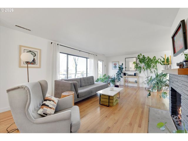 2400 Sw 81ST Ave, Portland, OR 97225