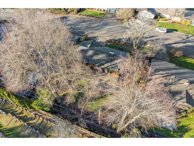 2400 Sw 81ST Ave, Portland, OR 97225