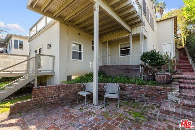 2258 Moreno Drive, Los Angeles, CA 90039