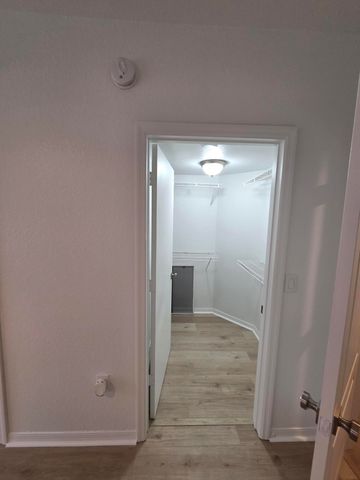 164 SW Peacock Blvd Apt 102, Port St Lucie, FL 34986