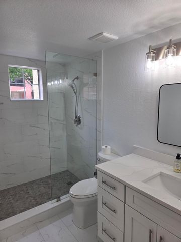 164 SW Peacock Blvd Apt 102, Port St Lucie, FL 34986