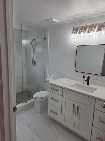 164 SW Peacock Blvd Apt 102, Port St Lucie, FL 34986