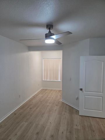 164 SW Peacock Blvd Apt 102, Port St Lucie, FL 34986