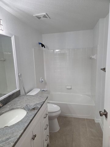 164 SW Peacock Blvd Apt 102, Port St Lucie, FL 34986