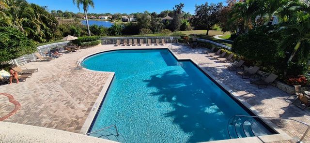 164 SW Peacock Blvd Apt 102, Port St Lucie, FL 34986
