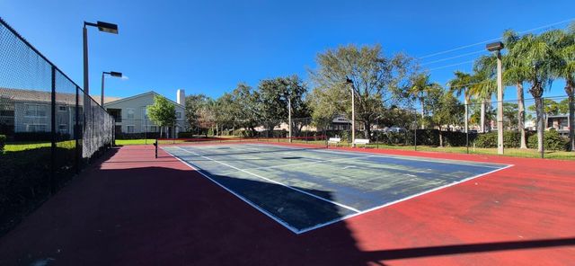 164 SW Peacock Blvd Apt 102, Port St Lucie, FL 34986