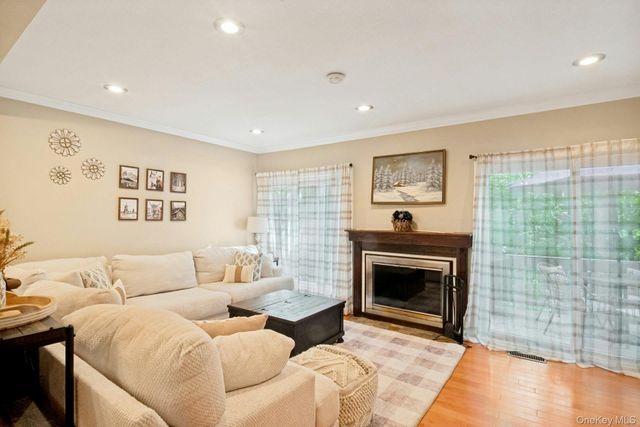 47 Maple Hill Drive 47, Mahopac, NY 10541