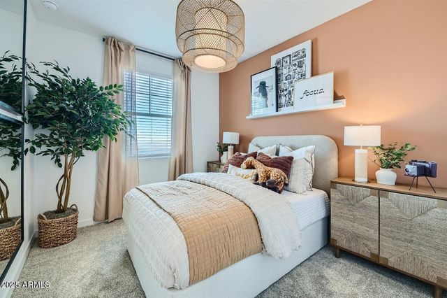 8259 E PRAIRIE Avenue, Mesa, AZ 85212