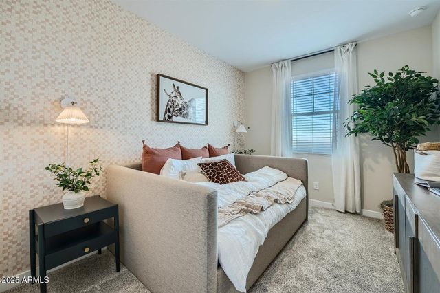 8259 E PRAIRIE Avenue, Mesa, AZ 85212