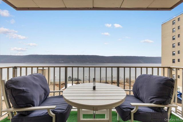 1085 Warburton Ave 304, Yonkers, NY 10701