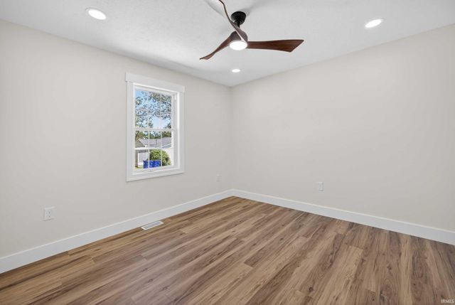 111 O Street, Bedford, IN 47421