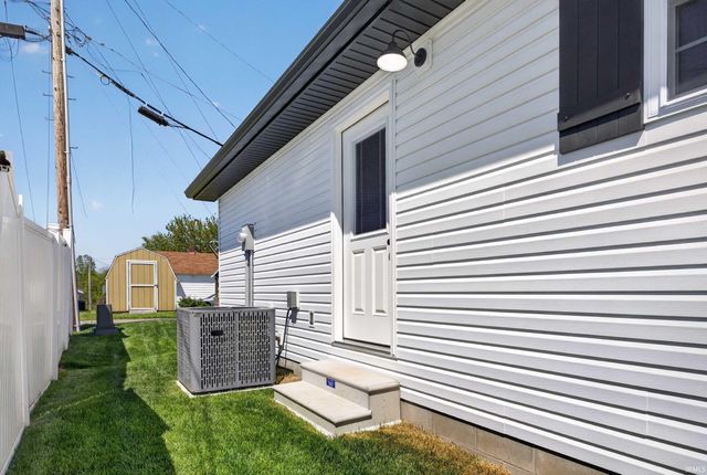 111 O Street, Bedford, IN 47421