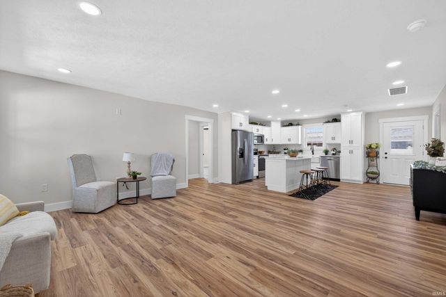111 O Street, Bedford, IN 47421