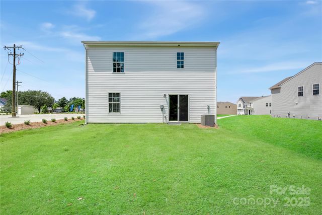 10010 Chatham Run Lane, Charlotte, NC 28262