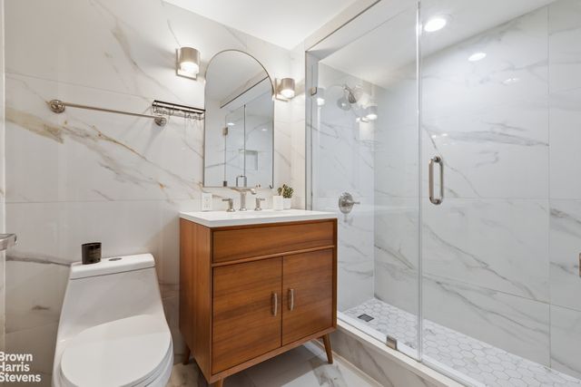 555 W 23RD Street N9N, New York City, NY 10011