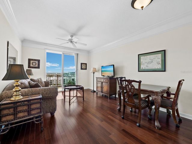 750 N TAMIAMI TRAIL 906, Sarasota, FL 34236