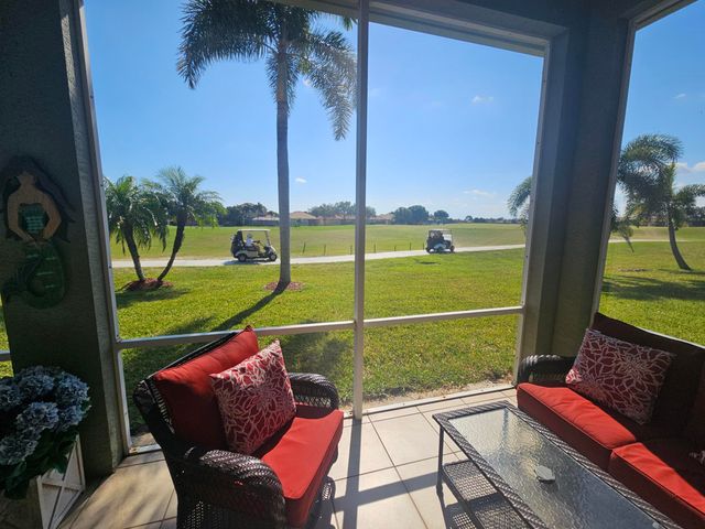 411 NW Stratford Lane, Port St Lucie, FL 34983