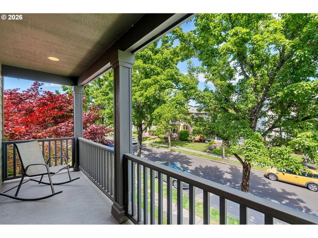 3785 Se OAKLEAF St, Hillsboro, OR 97123