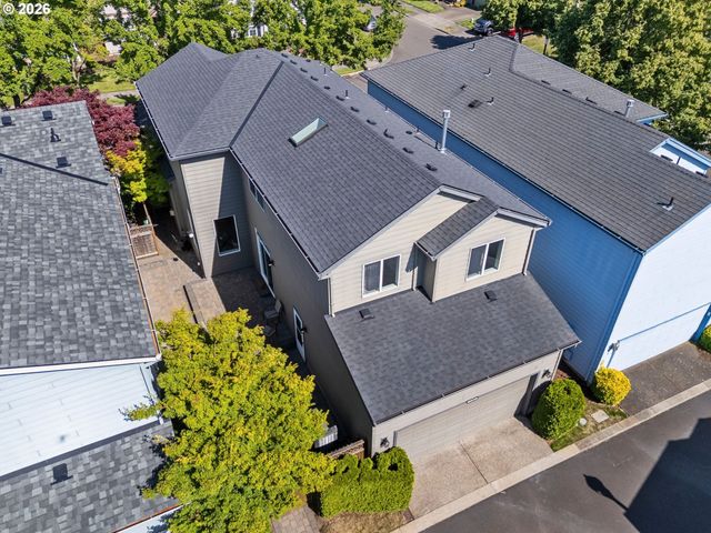 3785 Se OAKLEAF St, Hillsboro, OR 97123