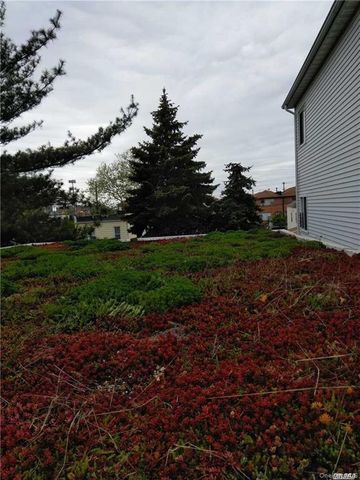 1008 Crescent Street, Brooklyn, NY 11208