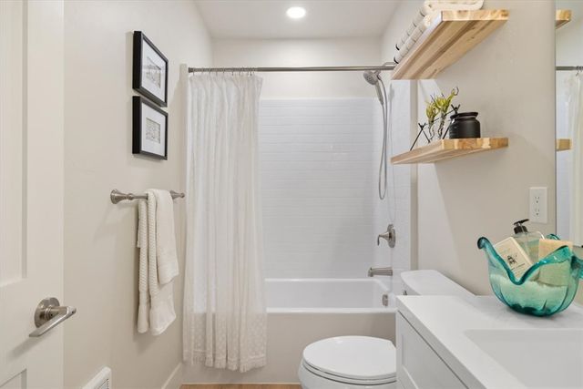 1819 8th Avenue N, Billings, MT 59101