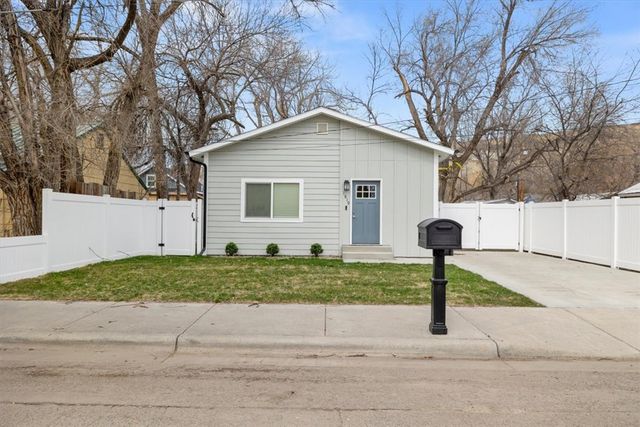 1819 8th Avenue N, Billings, MT 59101