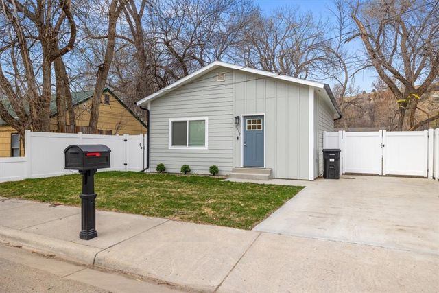 1819 8th Avenue N, Billings, MT 59101