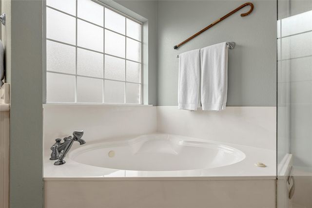 1005 Camden Court Circle, Waco, TX 76712