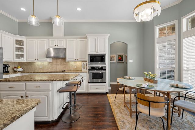 1005 Camden Court Circle, Waco, TX 76712