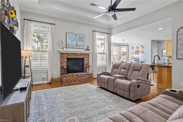 209 Founders Pointe TRL, Carrollton, VA 23314