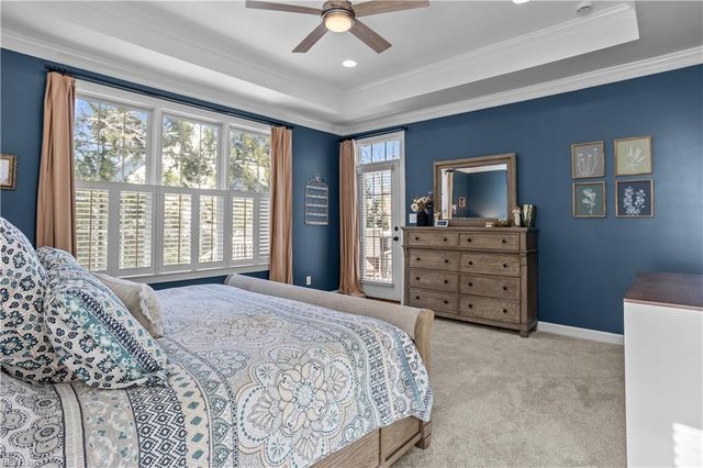 209 Founders Pointe TRL, Carrollton, VA 23314