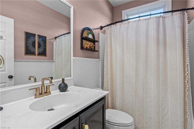 209 Founders Pointe TRL, Carrollton, VA 23314