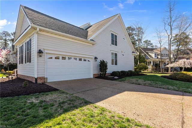 209 Founders Pointe TRL, Carrollton, VA 23314