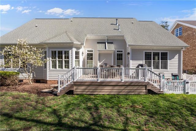 209 Founders Pointe TRL, Carrollton, VA 23314