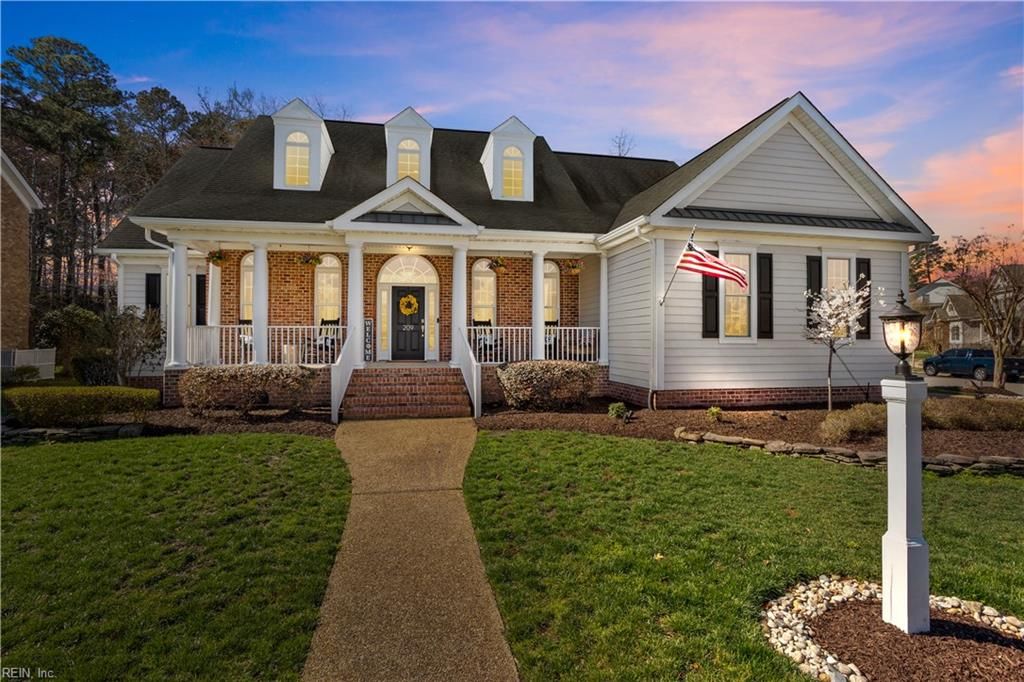 209 Founders Pointe TRL, Carrollton, VA 23314