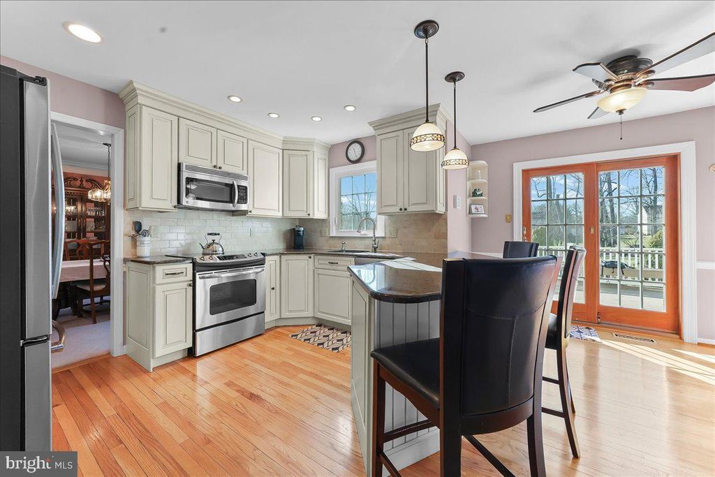 Image 10 of property listing at 1122 DODGSON RD, West Chester, PA 19382