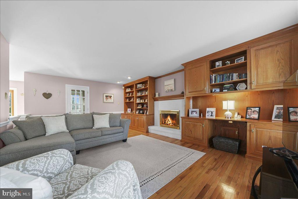 Image 13 of property listing at 1122 DODGSON RD, West Chester, PA 19382