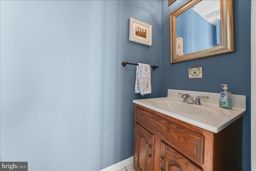 Image 17 of property listing at 1122 DODGSON RD, West Chester, PA 19382