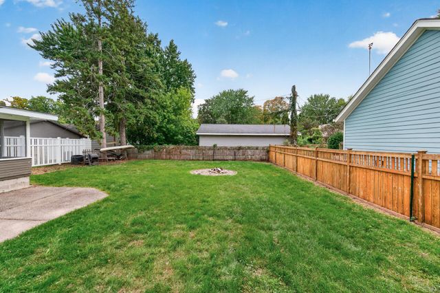 2304 6th Street, White Bear Lake, MN 55110