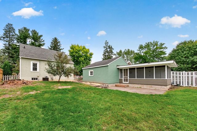 2304 6th Street, White Bear Lake, MN 55110