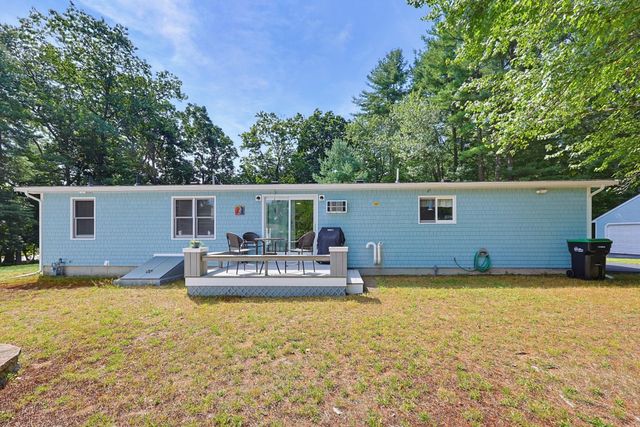 343 Central St, Foxboro, MA 02035
