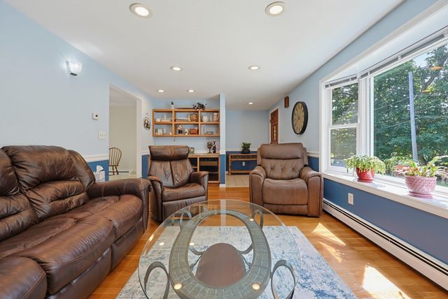 343 Central St, Foxboro, MA 02035