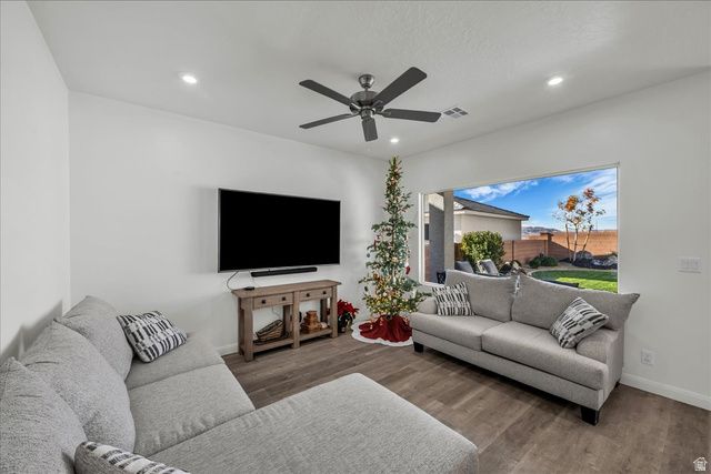 6034 S WHITE TRAILS DR, St. George, UT 84790