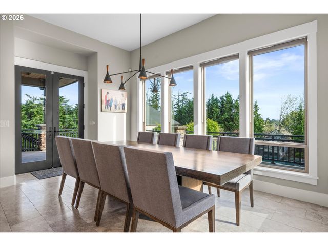 5390 Nw ROANOKE Ln, Portland, OR 97229