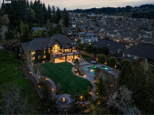 5390 Nw ROANOKE Ln, Portland, OR 97229