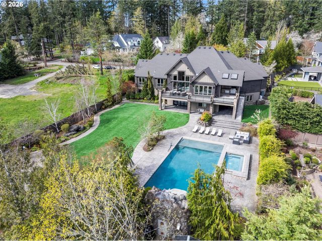 5390 Nw ROANOKE Ln, Portland, OR 97229